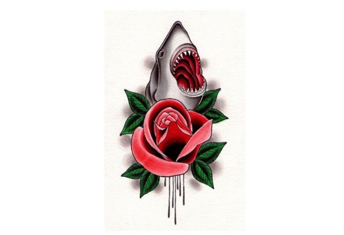 rote-rosen-haifisch-tattoo-ideen-tätowierungen