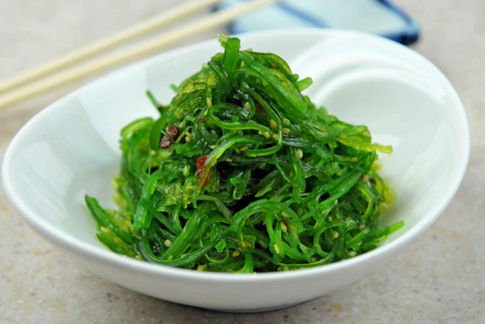 seegras salat gesunde ernährung algen teller