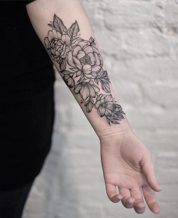 Blumen oberarm tattoo schmetterling Beste Oberarm