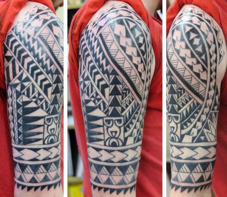 Oberarm Tattoo manner-tribal-maori-polynesische-motive