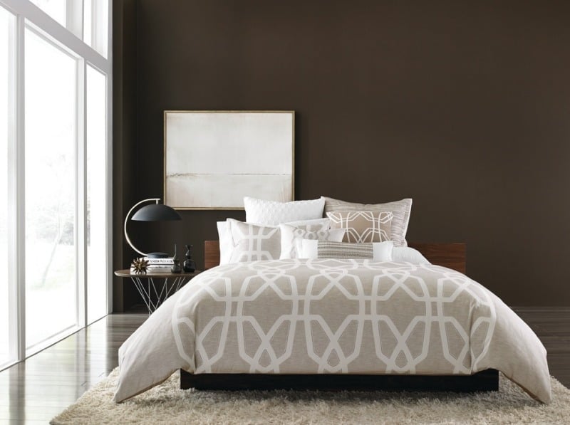 Decken-fürs-Schlafzimmer-klassische-Muster-beige-weiß