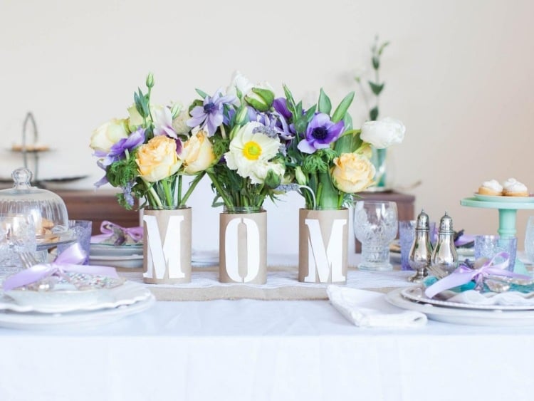 Deko zum Muttertag Blumengestecke-Vasen-Ideen
