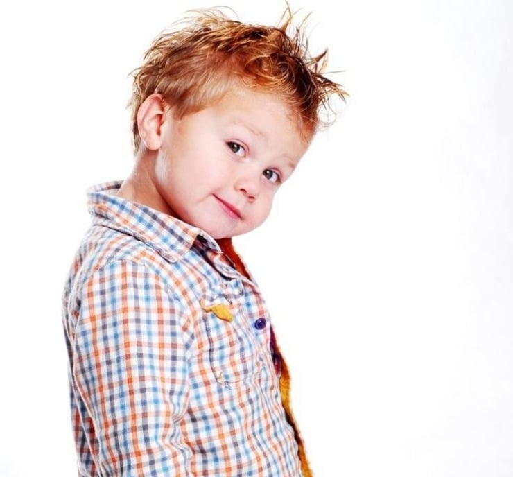 Haarschnitte-Kinderfrisuren-Jungs-4-Jahre-Kleinkinder