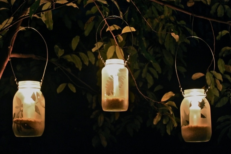 LED-Gartenbeleuchtung-Windlichter-Marmeladengläser