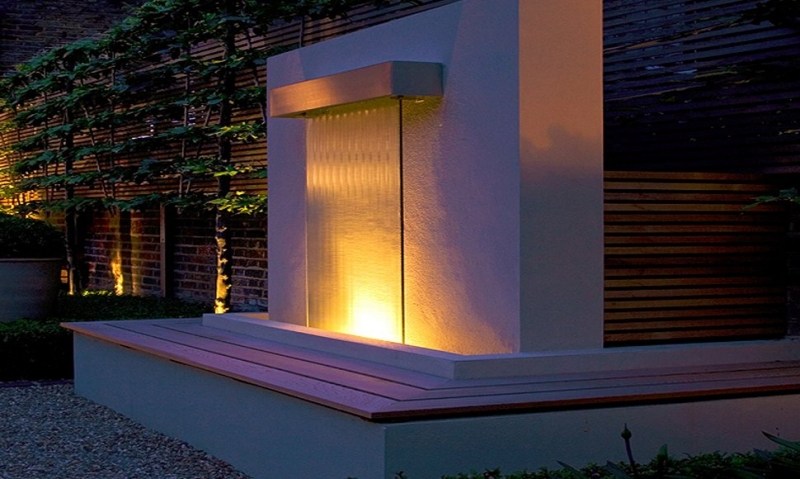 LED-Gartenbeleuchtung-moderne-Wasserspiele-Gartenbrunnen