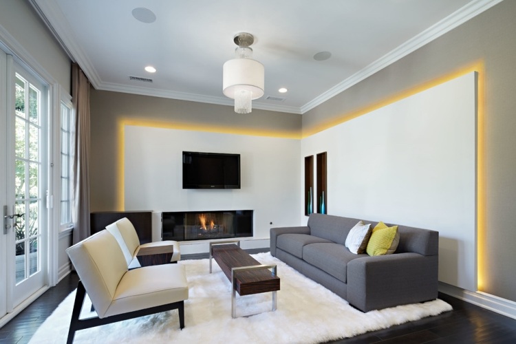 Wandbeleuchtung Ideen wohnzimmer-indirekt-wandpaneel-graue-wandfarbe