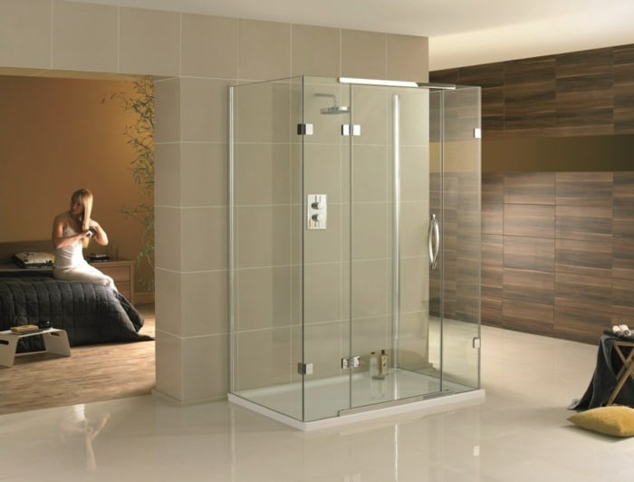 badezimmer design nasszele dusche glas fliesen hochglanz
