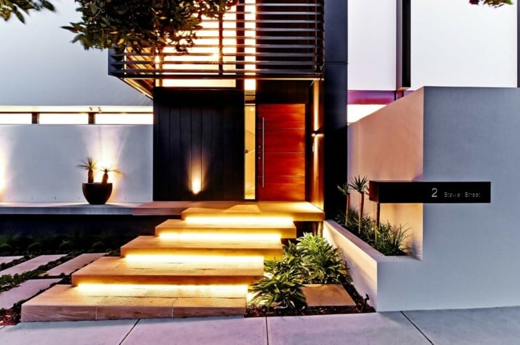 beleuchtung treppen design stufen holz modern