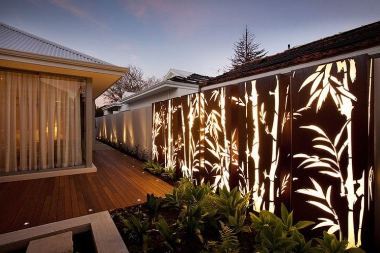 Cortenstahl Sichtschutz -garten-bambus-motiv-led-beleuchtung