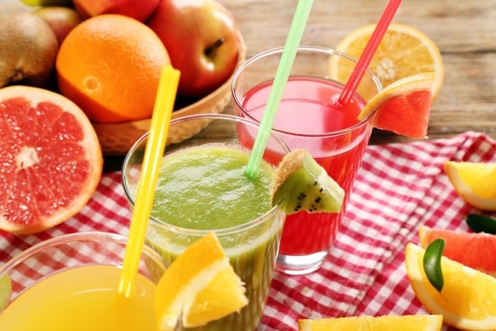 den-Körper-Entgiften-mit-Früchten-gesunde-Ernährung-Tipps