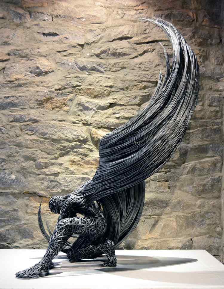engel skulptur fluegel kunst richard stainthorp