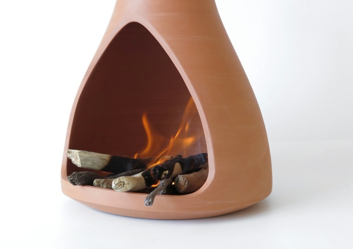 feuerholz kamin vase aus keramik garten deko