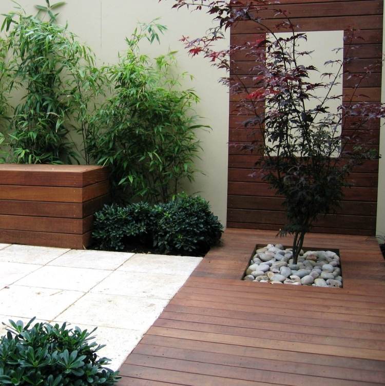 gartengestaltung-terrasse-japanischer-ahorn-kiesbeet-bambus