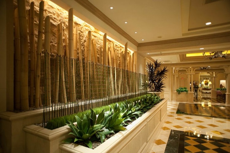 im-Hotel-Sichtschutz-aus-Bambus
