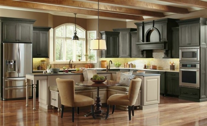 landhausstil küche sitzecke modern grau kochinsel parkett
