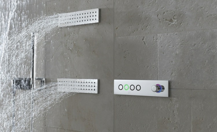 seitlicher wasserstrahl dusche modern badezimmer armaturen elektronisch