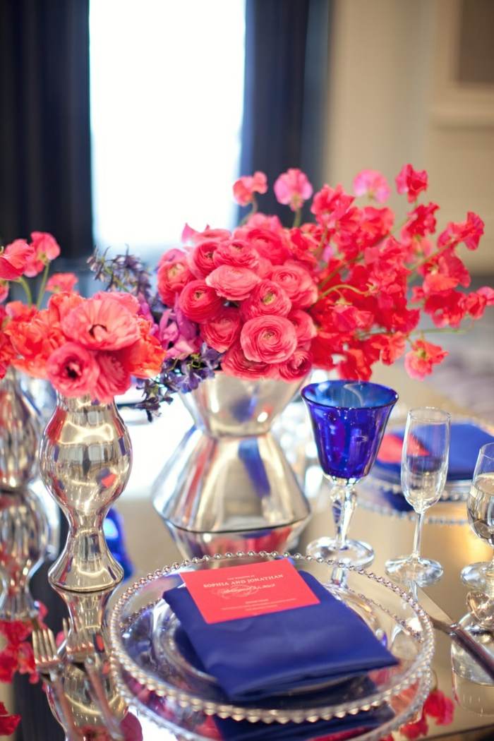 tischdeko lila pink elegant glas teller silber vase heiraten empfang