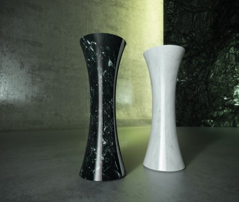 Moebel-Marmor-Vasen-schwarz-weiss-hoch-minimalistisch