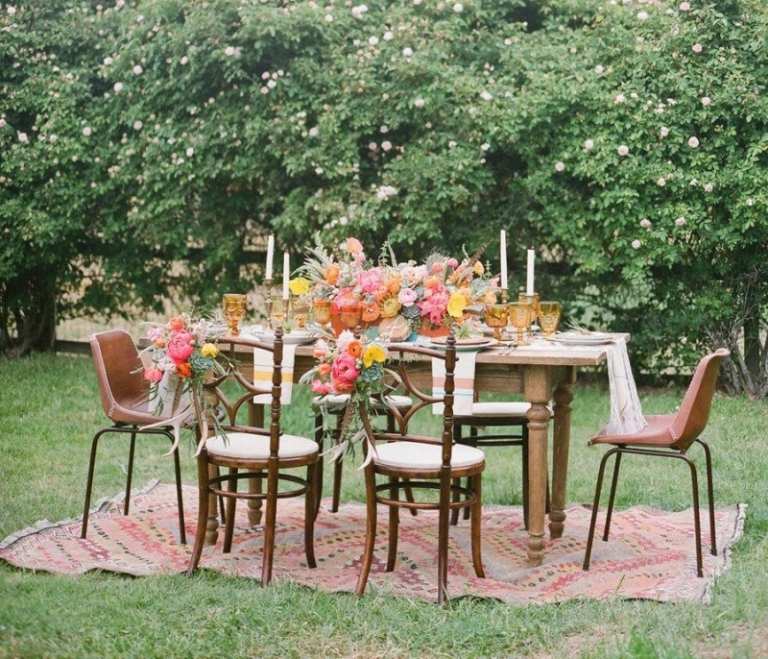 Party-Garten-Rosen-Tulpen-Blumengestecke-Ideen