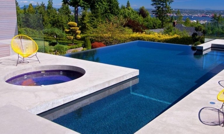 Whirlpool-Garten-modern-rund-Ideen-Terrassengestaltung