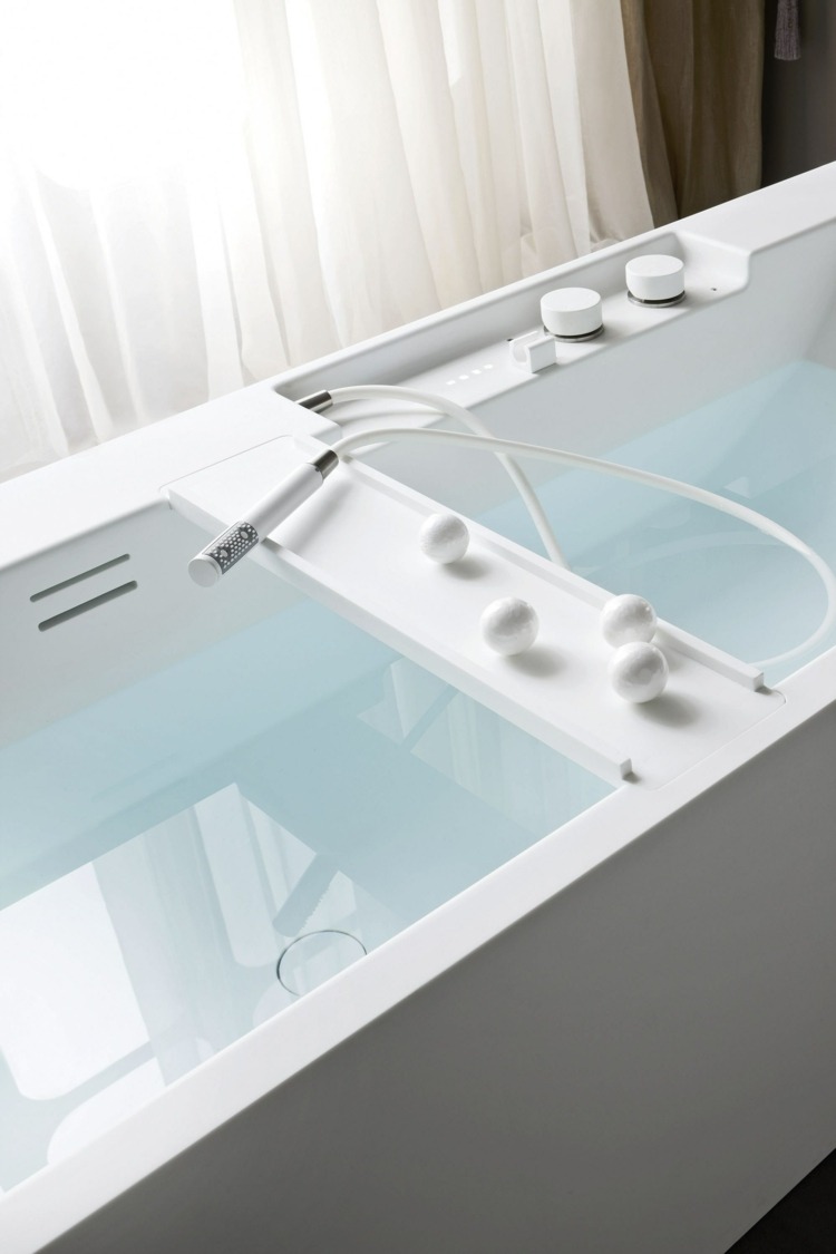 duschkopf badewanne weiss rechteckig italienisches design