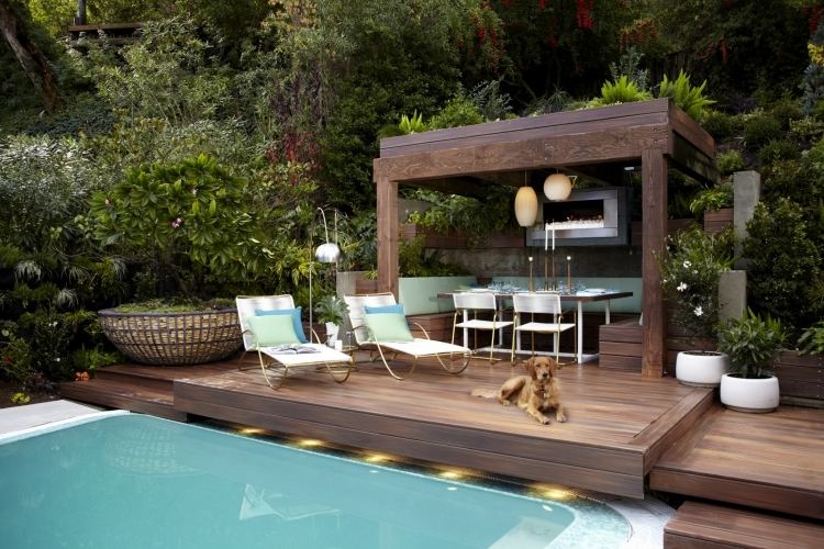 garten-loungemoebel-aktuelles-design-freizeitbereich-hund-schwimmbecken-holz-terrasse