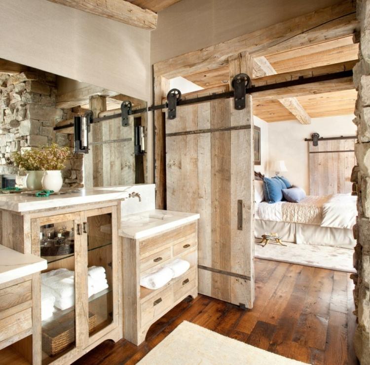 holz hell rustikal vintage parkett badezimmer schiebetuer schlafzimmer
