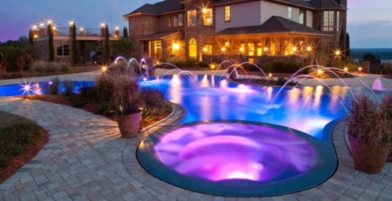 led gartenbeleuchtung pool whirlpool stein pflaster blau rosa