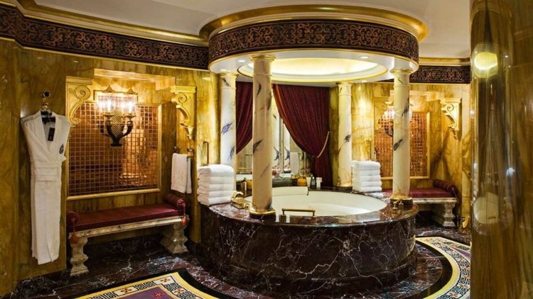orientalisch luxus bad marmor gold stil badewanne rund