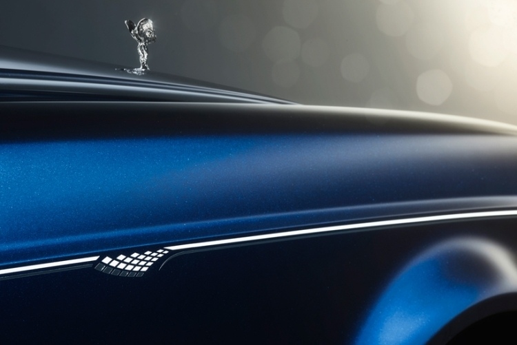 Rolls Royce Phantom Limelight -aussenfarbe-galablue-autolack-perlmutt