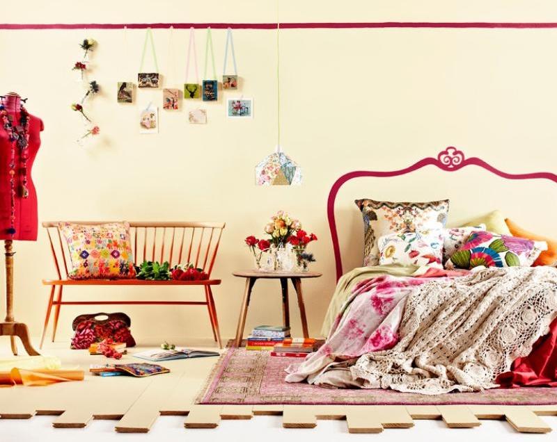Farben-Wand-Schlafzimmer-Pfirsich-Beeren-Nuancen