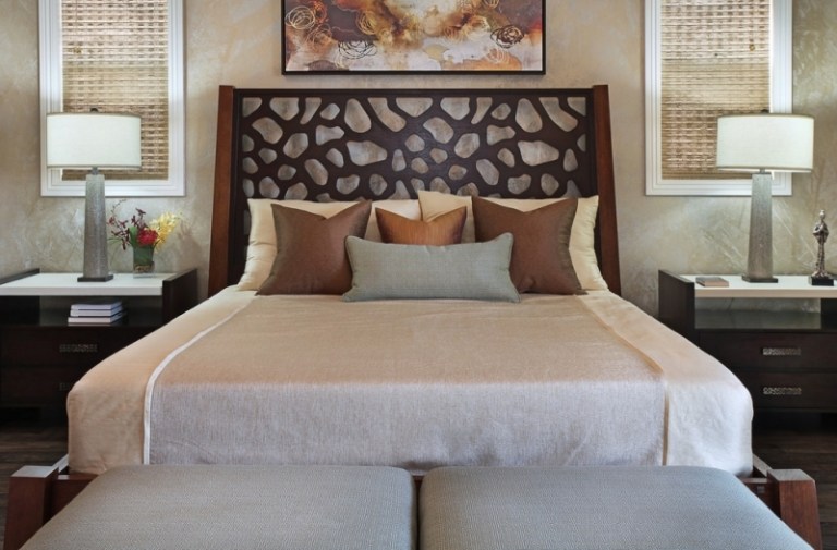 Kopfteil für Bett Holz-Schnitzerei-Wandgestaltung-Schlafzimmer