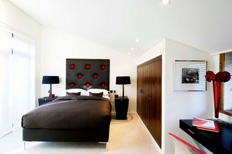 Schlafzimmer-Rot-Bett-Kopfteil-Polsterung-Ideen