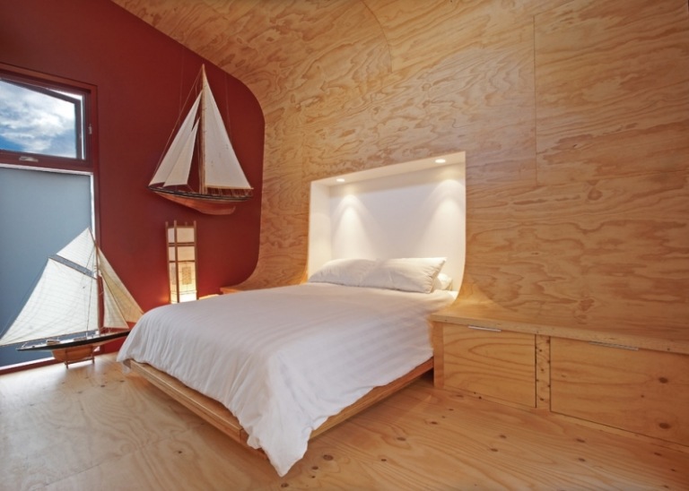 Schlafzimmer-Rot-Wandgestaltung-Holz-Verkleidung