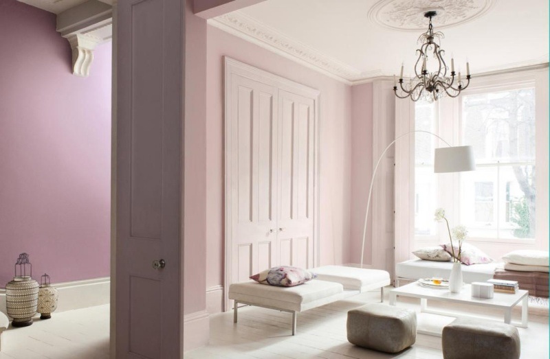 Zimmer-Farbgestaltung-Flieder-weiss-modern