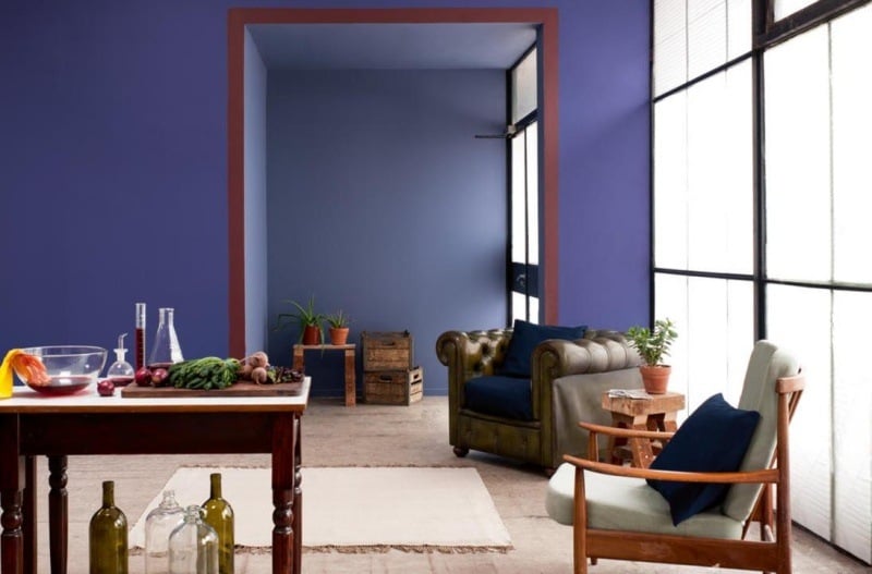 Zimmer-Farbgestaltung-dunkel-lila-Farbe