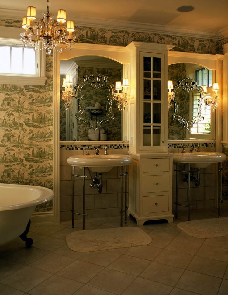 antik badezimmer im landhausstil tapete badewanne waschbecken rohre