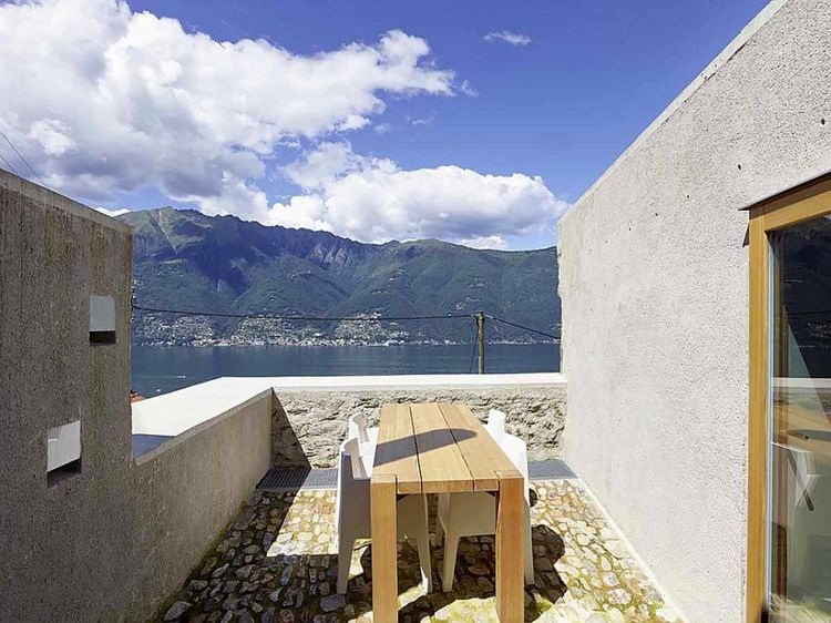 beton stein terrasse ausblick see haus design esstisch