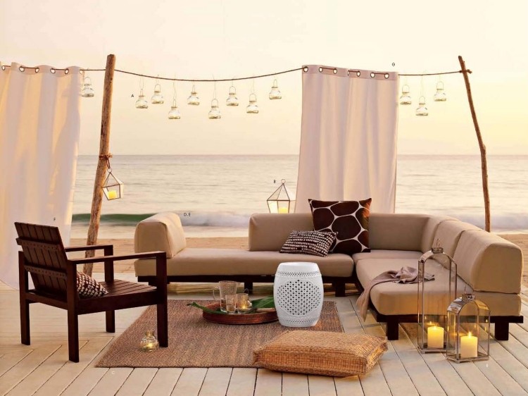 bodenkissen-garten-terrasse-lounge-strand-meer-kerzen-laterne-romantik-sonnenuntergang