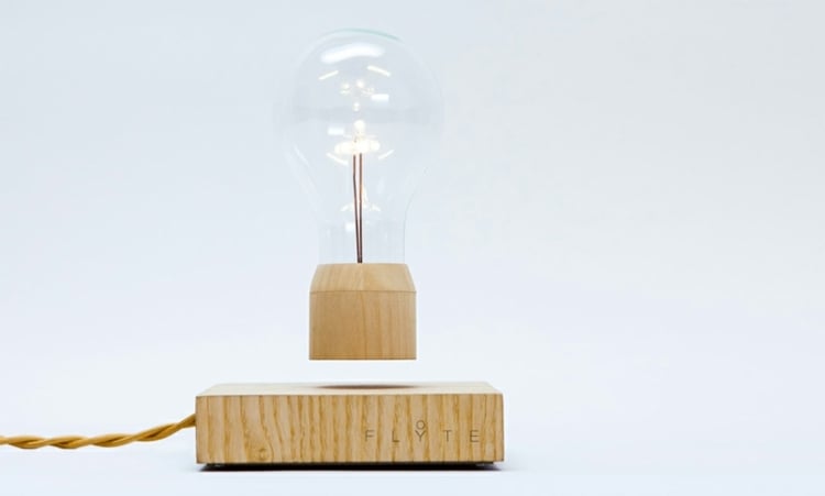 gluehbirne magnet kabellos led lampe schreibtisch design