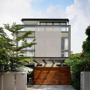haus mit modernen interieur ideen grau fassade einfahrt garage singapur
