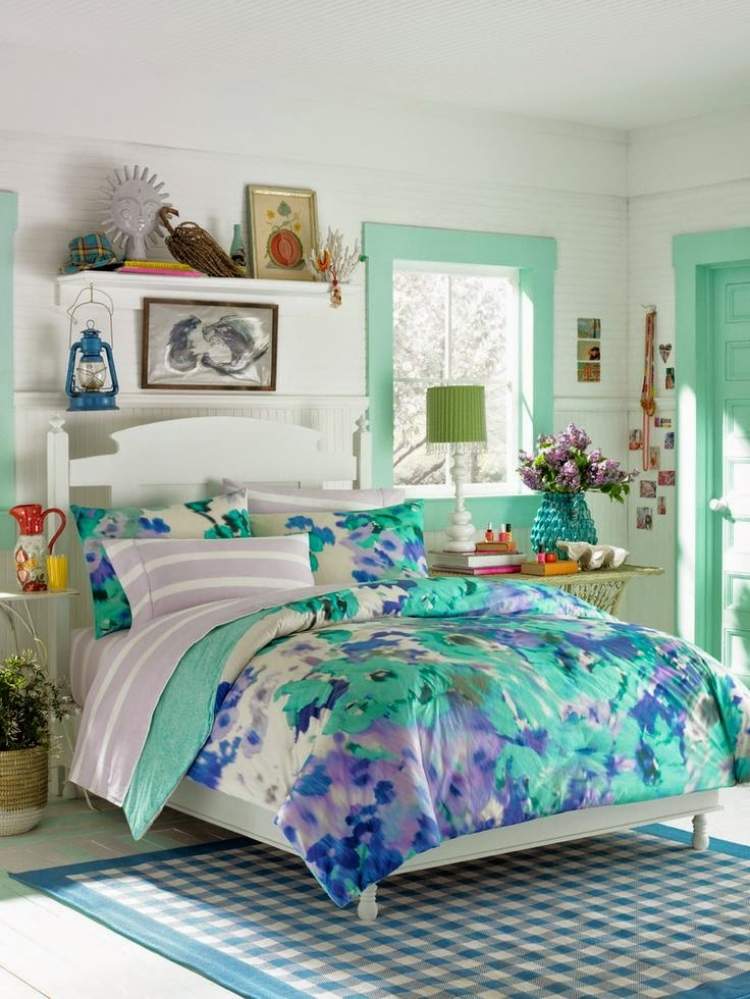 Jugendzimmer Farbgestaltung -madchen-mintgruen-blau-bettwasche