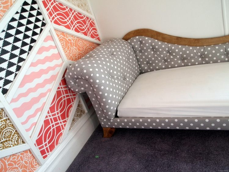 Patchwork leicht gemacht -tapete-couch-polster-motive-muster-prints-grau-figuren