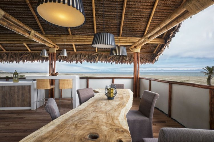 strandhaus aus bambus esstisch design treibholz bar rattan