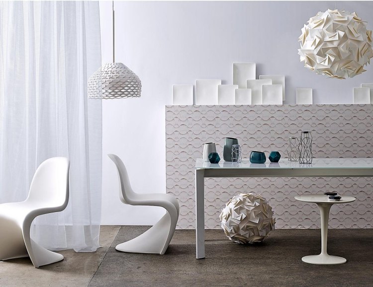 Weiße Wohnzimmermöbel -klassiker-design-stuehle-pantnon-chair-plastik
