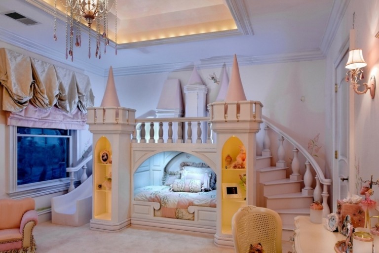 Kinderbett-Babyzimmer-Beleuchtung-Schloss-Treppe-Rutsche-Spielbett