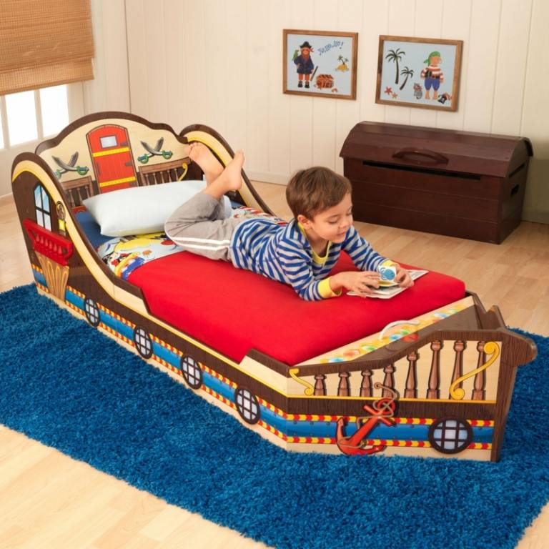 Kinderbett-Babyzimmer-Piratenschiff-Jungenzimmer-Juniorbett