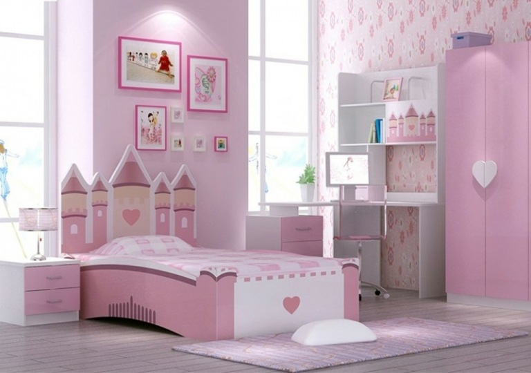 Kinderbett-Babyzimmer-Sonderfertigung-Schloss-Ideen