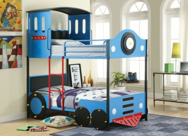 Kinderbett-Babyzimmer-Zug-mitwachsend-Eagenbett-Design