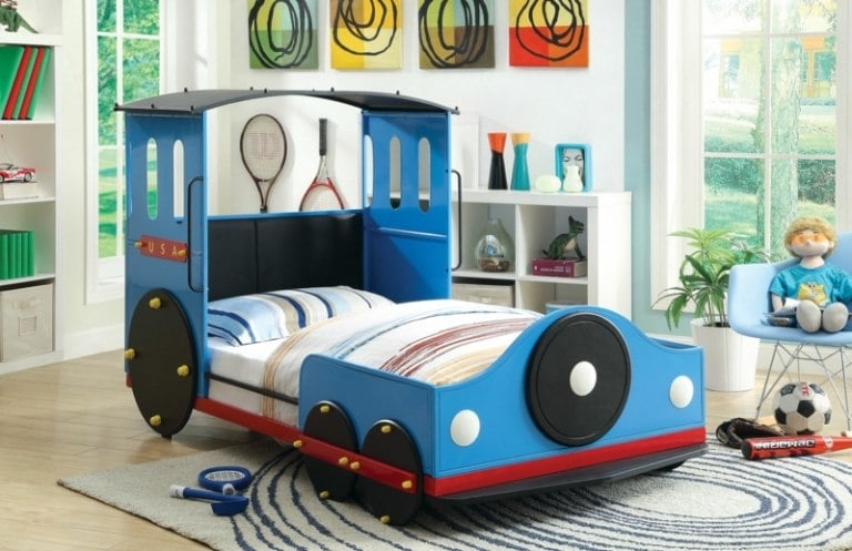 Kinderbett-Babyzimmer-Zug-mitwachsendes-Juniorbett